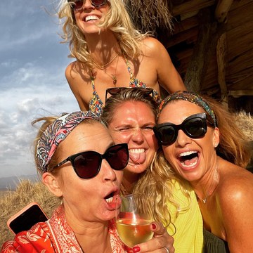 Leontine Ruiters - Playboy February 1997 Collection in leontineborsato_2959629298008565583_247842624.jpg - hidden celebrity photo